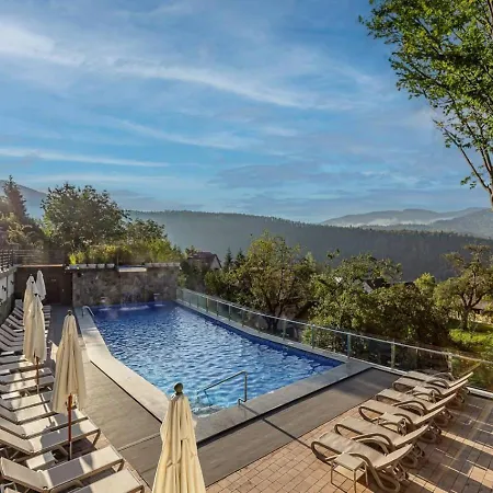 ведмежа гора Panorama Yaremche