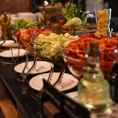 ведмежа гора Panorama * Yaremche