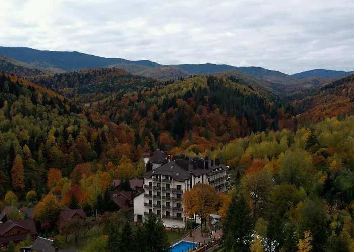 ведмежа гора Panorama Otel Yaremche